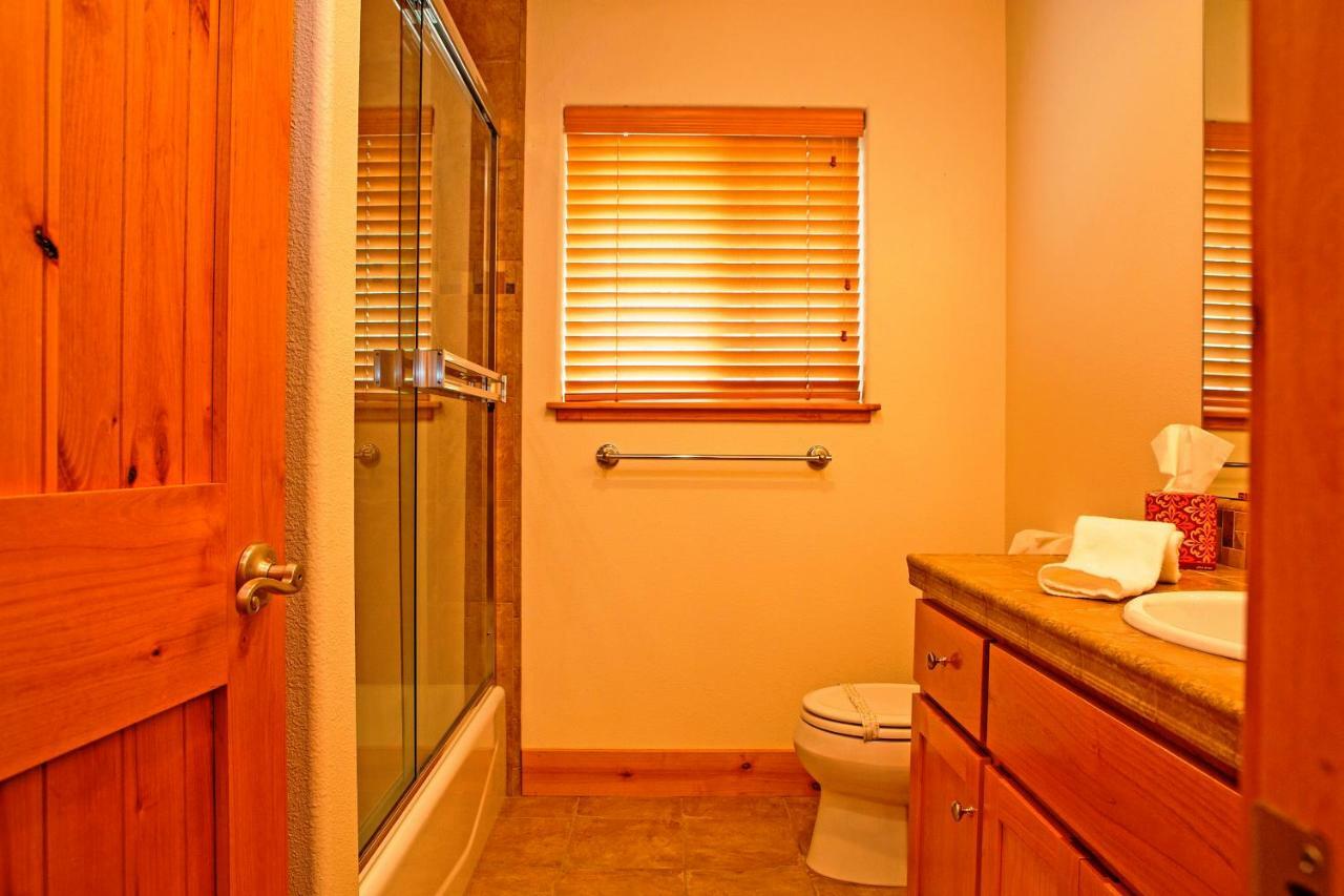 5-Star Luxury Tahoe Cabin! Great Location! Pool Table!Darts! Poker! Ping Pong! Games! South Lake Tahoe Exterior photo